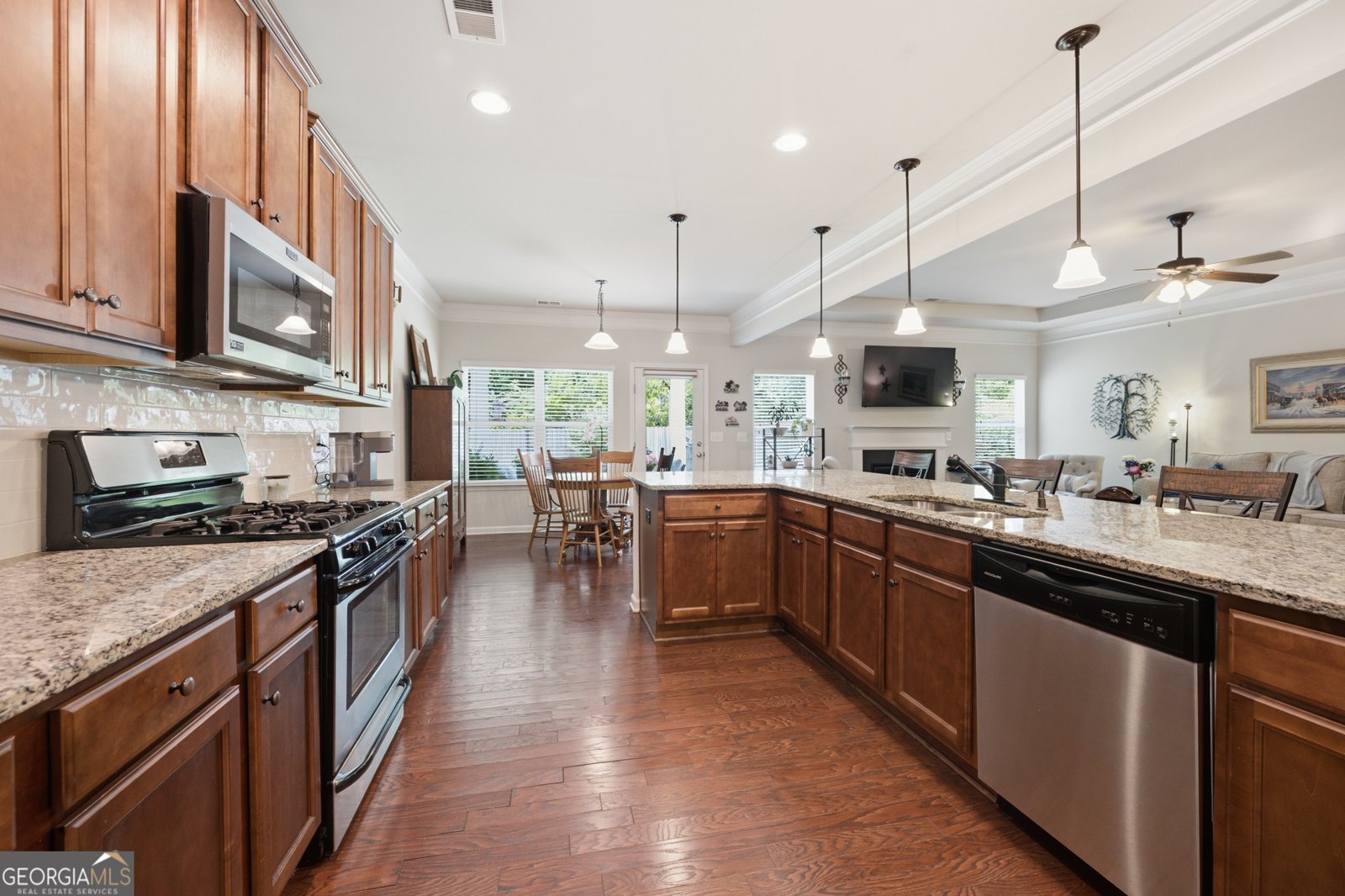 101 Cherokee Reserve Circle Canton - Photo 15