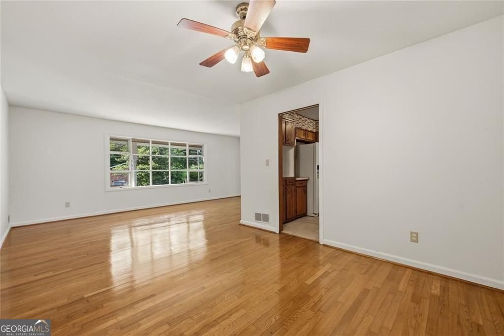 4253 Dunstan Court Stone Mountain - Photo 7