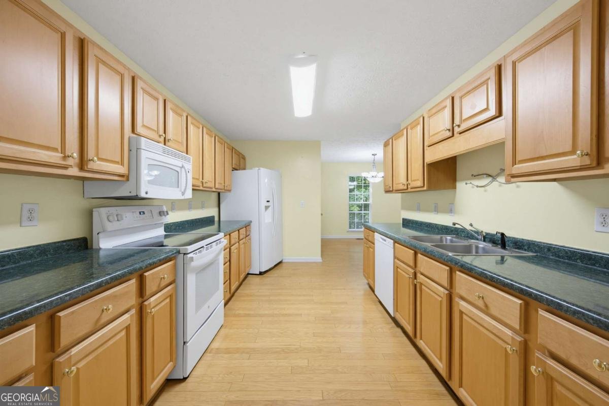 320 River Chase Drive Athens - Photo 12