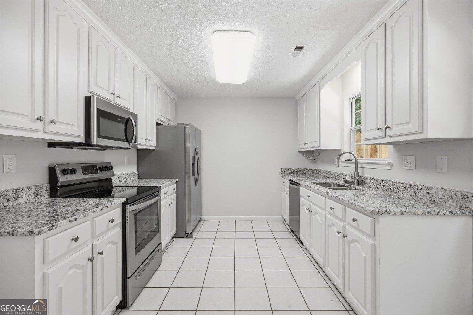 401 Live Oak Lane Dalton - Photo 7