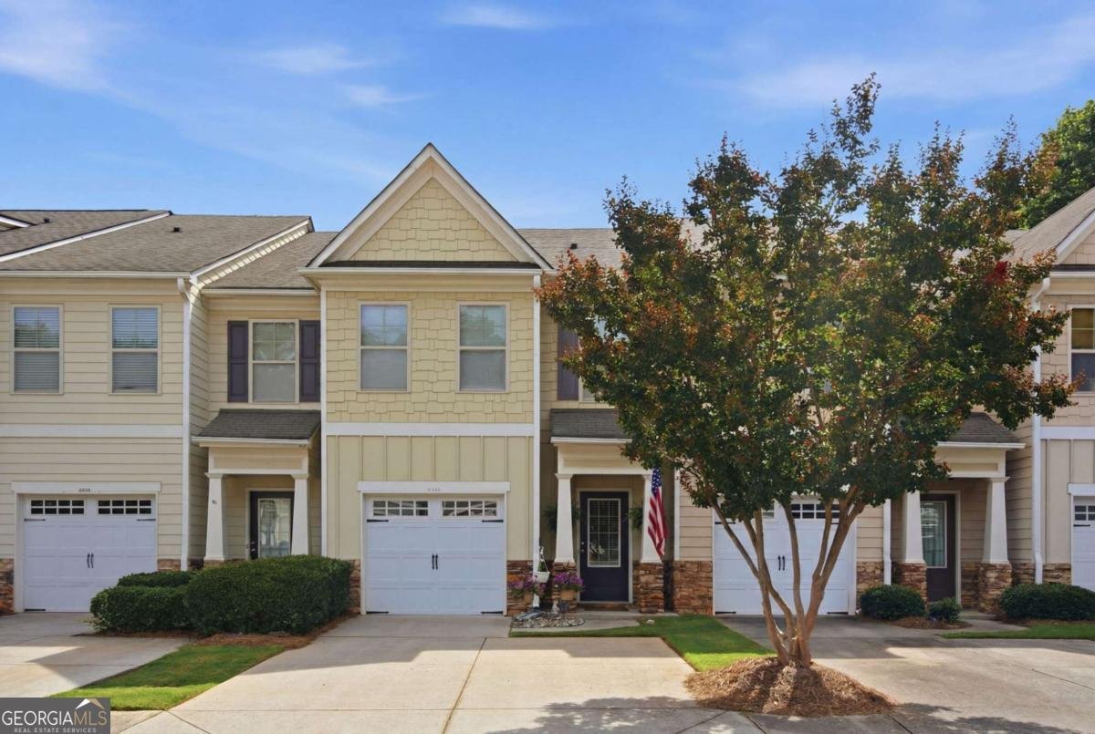 6325 Elmshorn Way Alpharetta - main photo