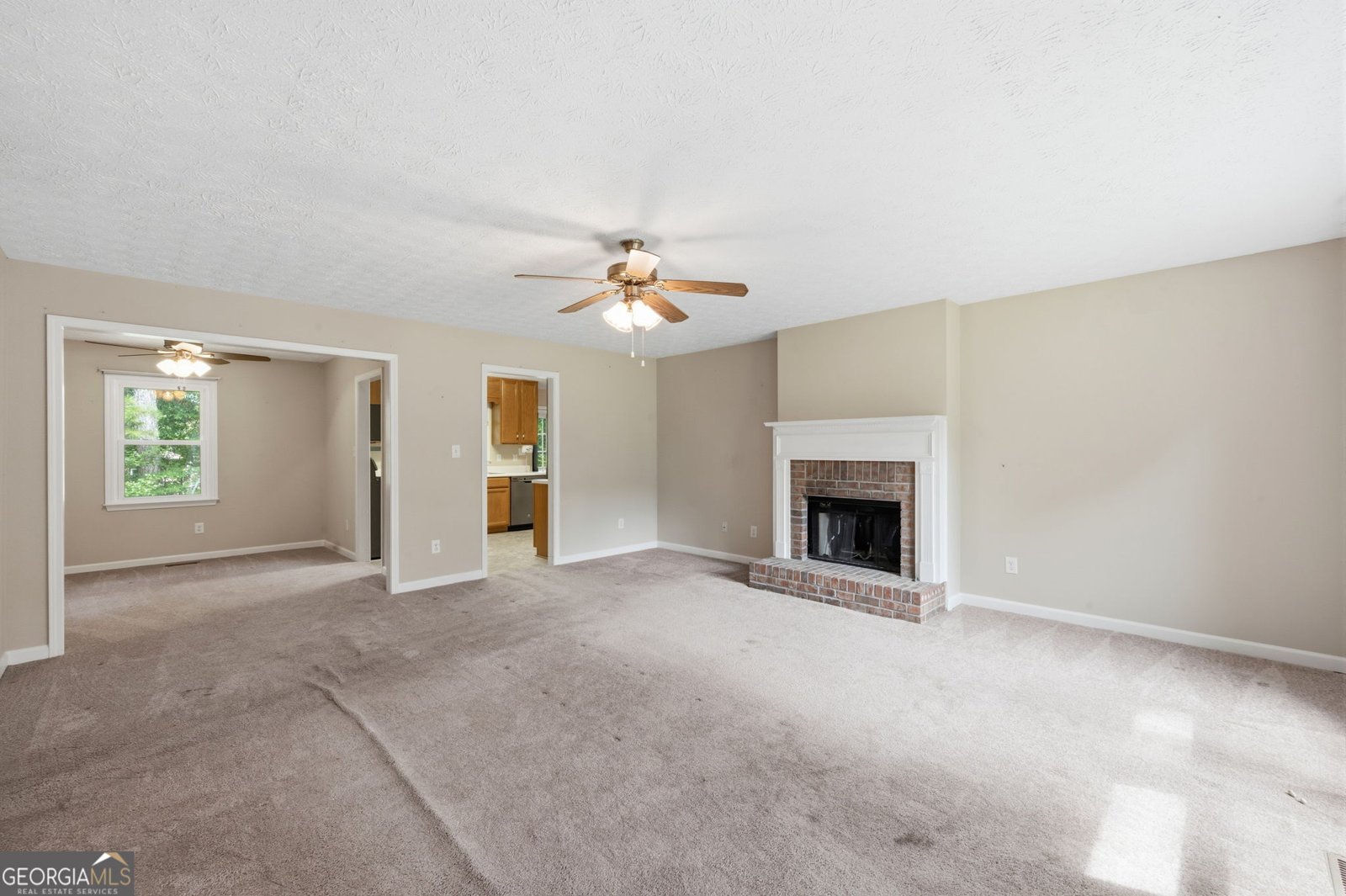 131 Maplewood Cove Acworth - Photo 6
