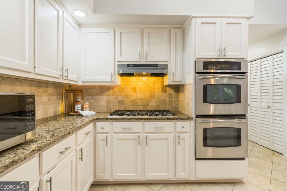 3785 Whitney Place Duluth - Photo 12