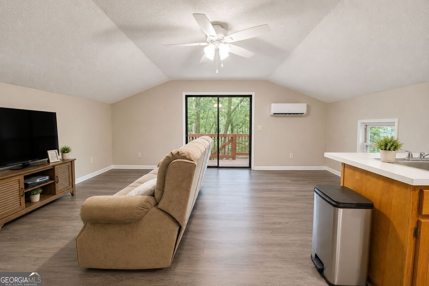 465 Waters Edge Drive Clarkesville - Photo 33