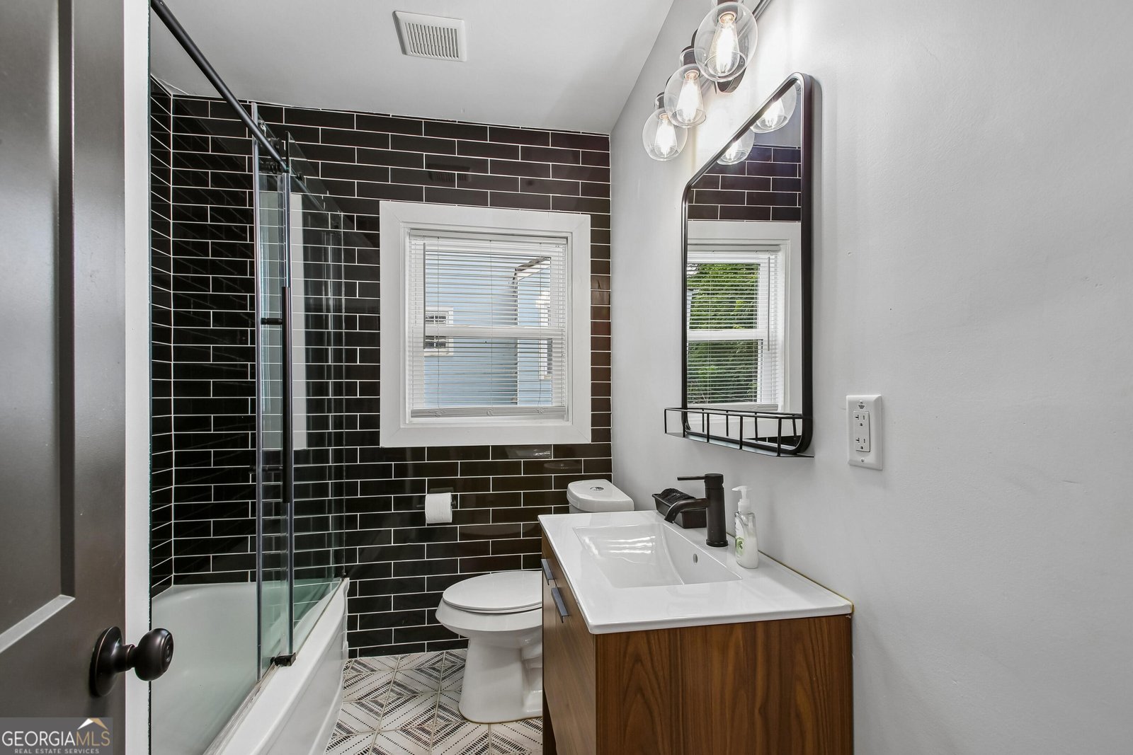 2106 Penrose Drive East Point - Photo 11