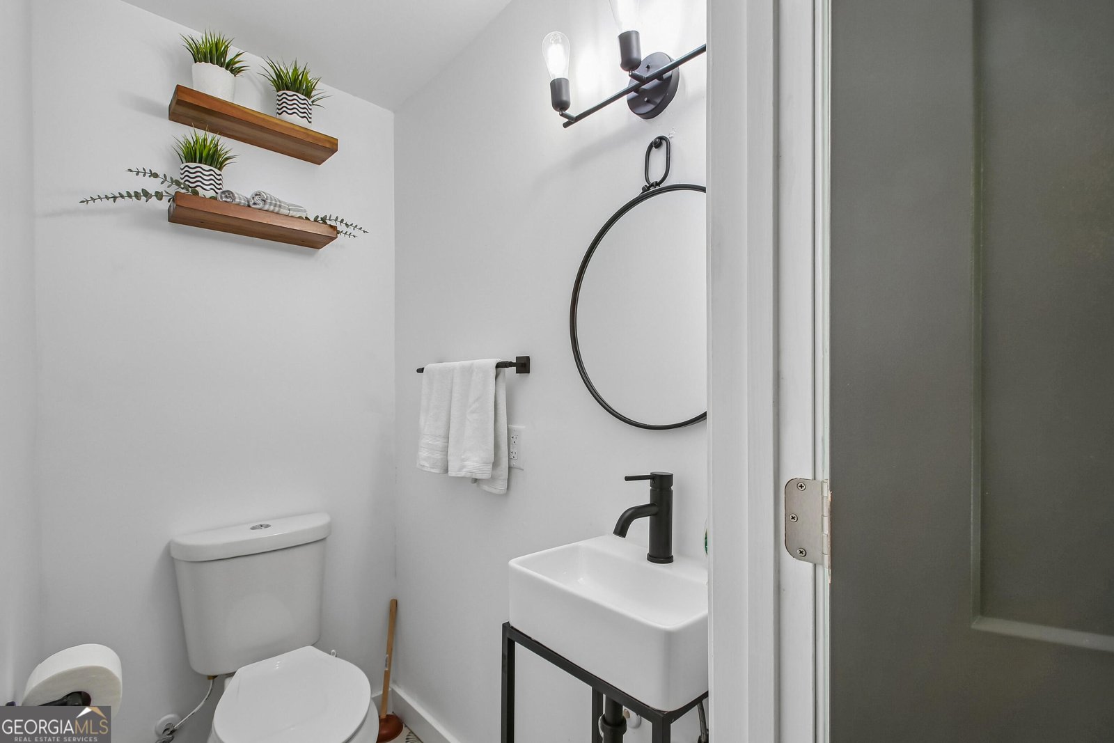 2106 Penrose Drive East Point - Photo 15