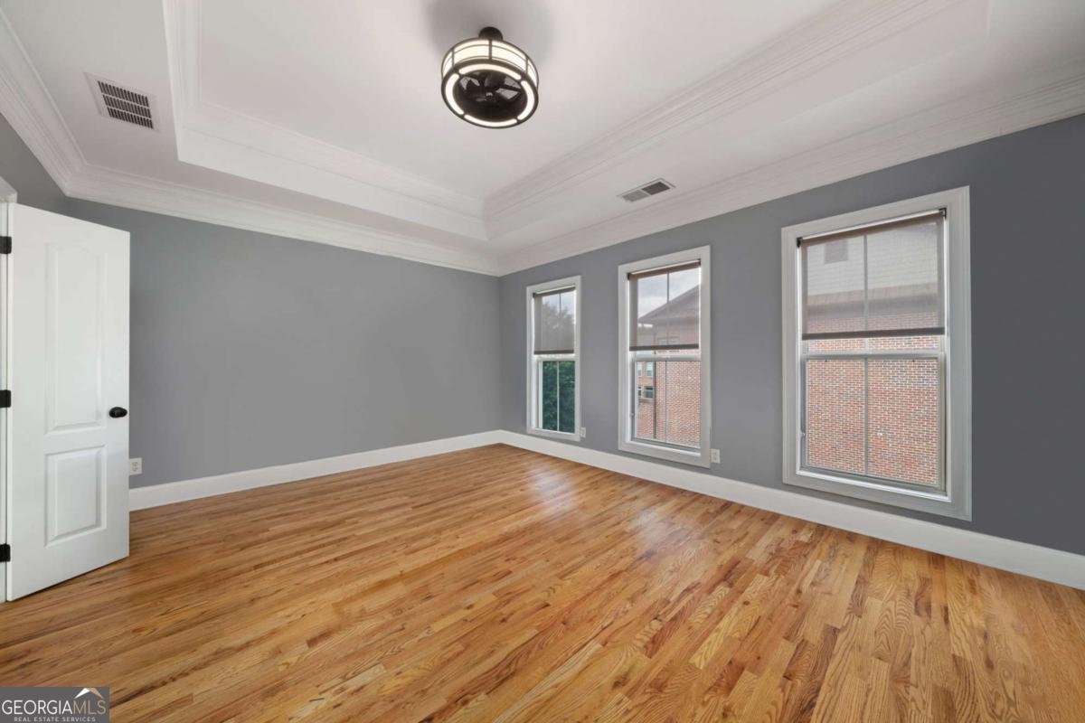 2566 Crescent Park Court Atlanta - Photo 6