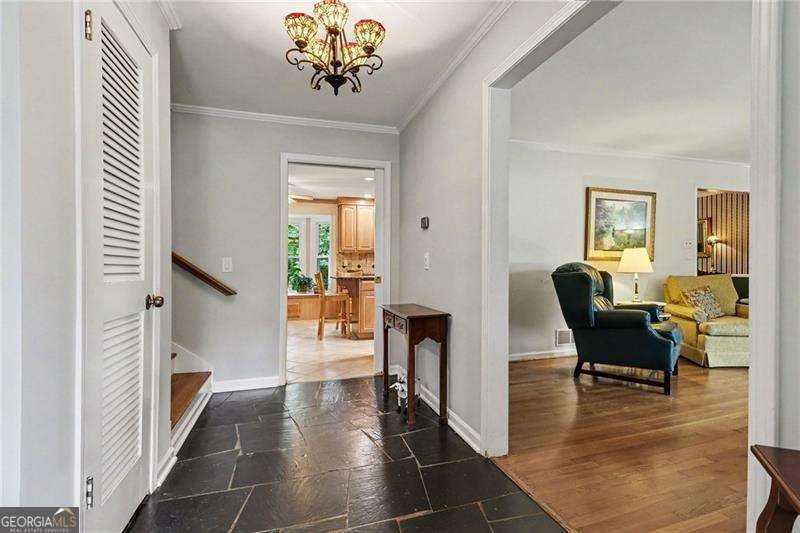 4106 Nancy Creek Way Atlanta - Photo 7