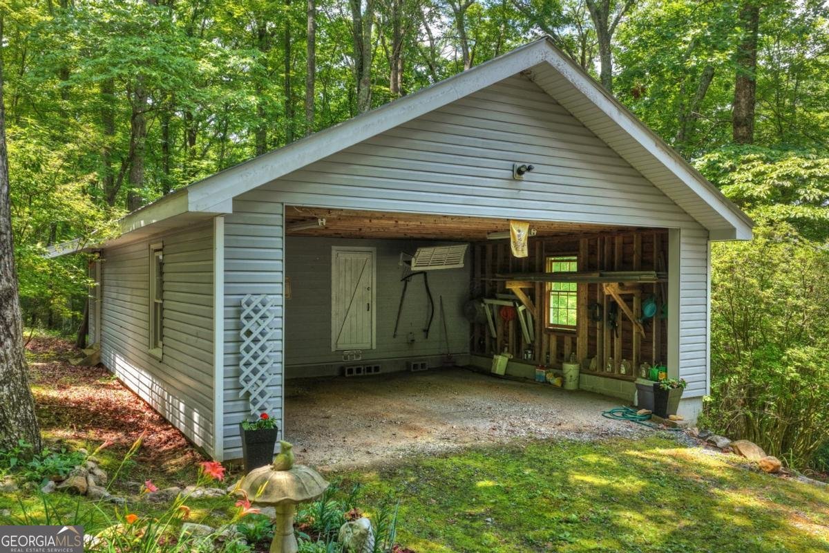 221 Shade Tree Lane Mineral Bluff - Photo 22