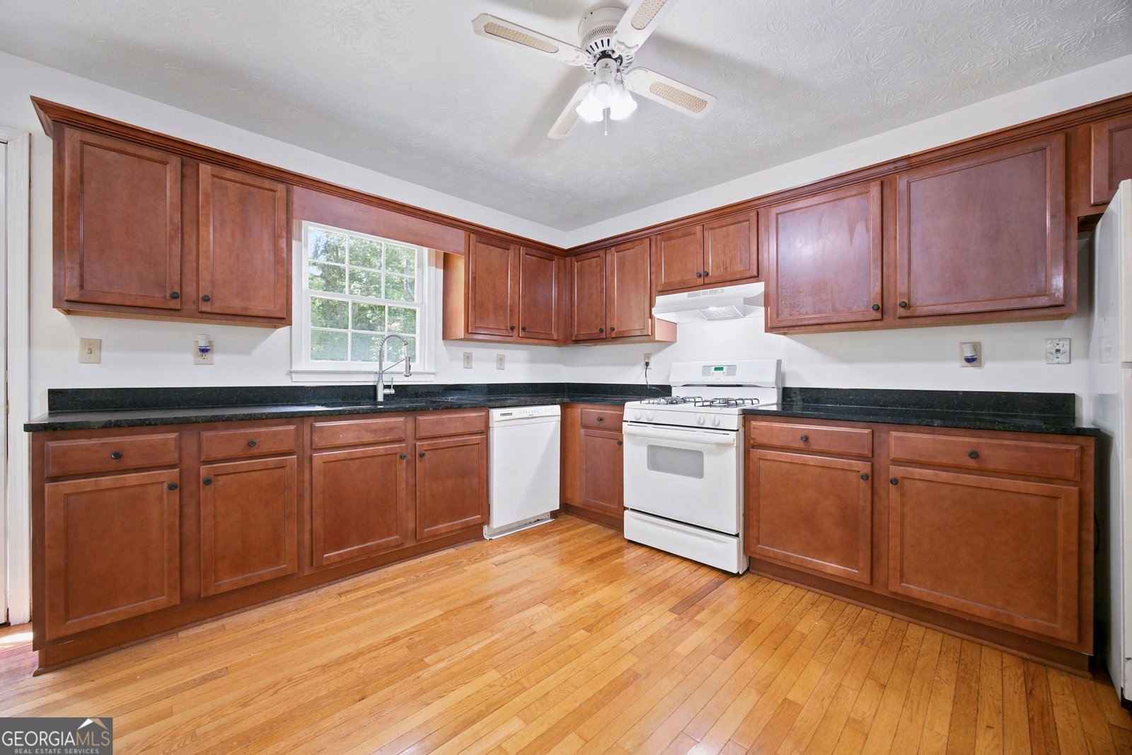 864 Whitehall Drive Lawrenceville - Photo 11