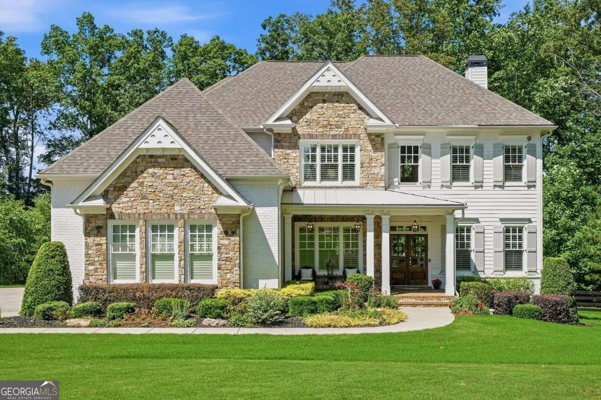 4540 Hawthorne Court Milton - main photo
