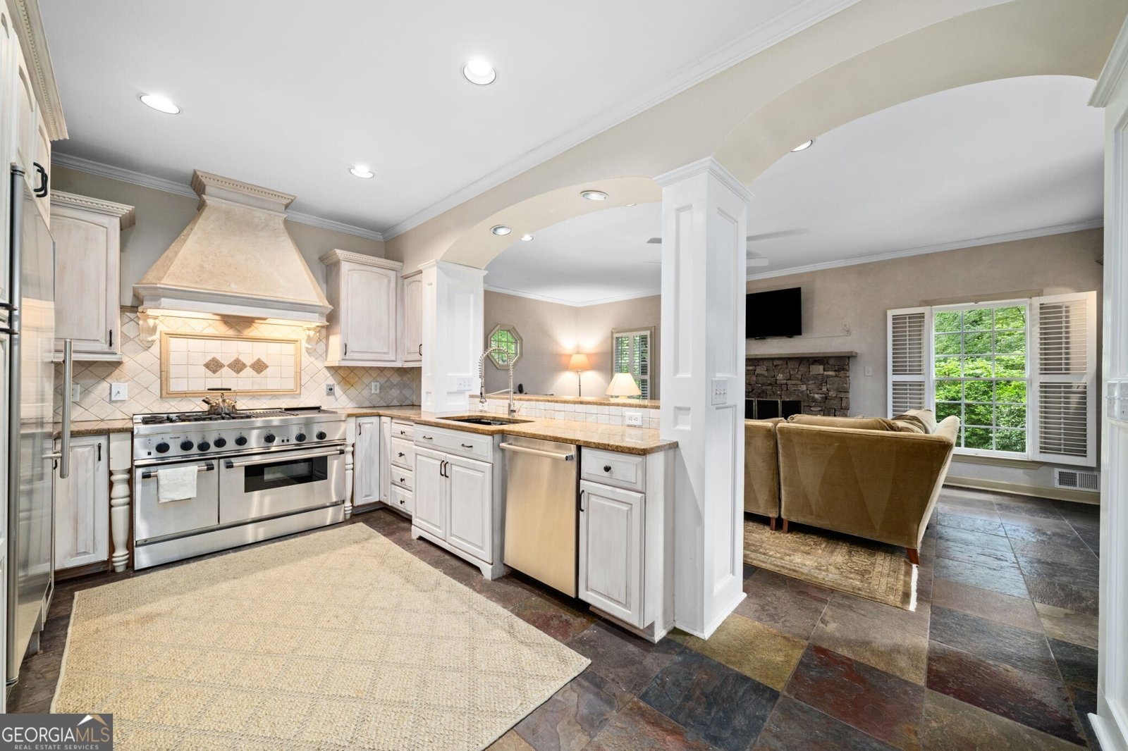 8950 Huntcliff Trace Sandy Springs - Photo 15
