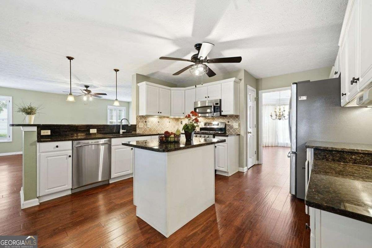 1300 Chris Lake Drive Lawrenceville - Photo 13