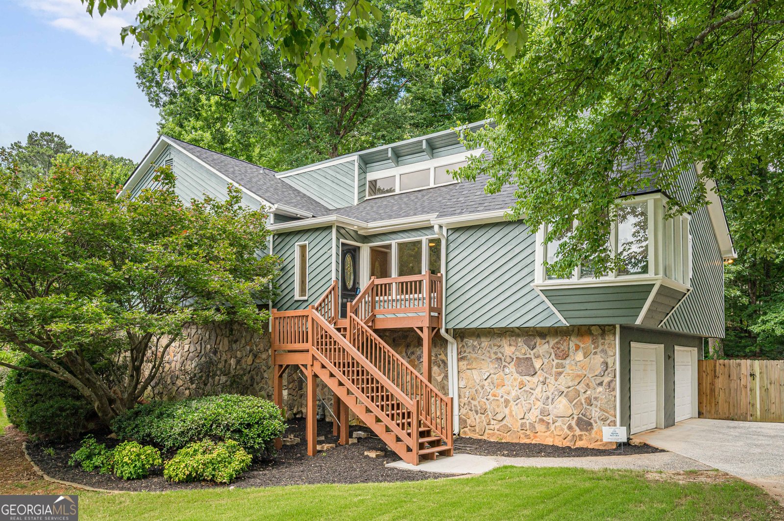 2771 Interlaken Drive Marietta - main photo