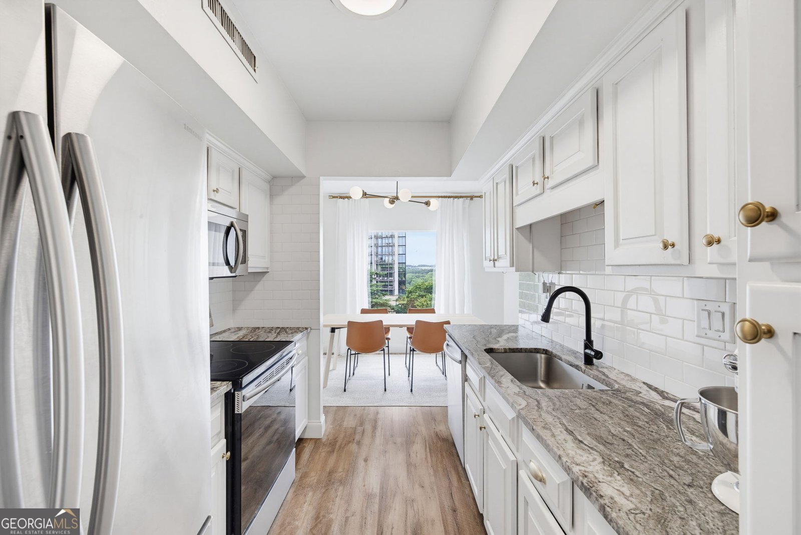 1 Biscayne Drive Atlanta - main photo