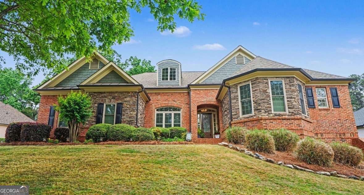 5028 Stefan Ridge Way Buford - main photo