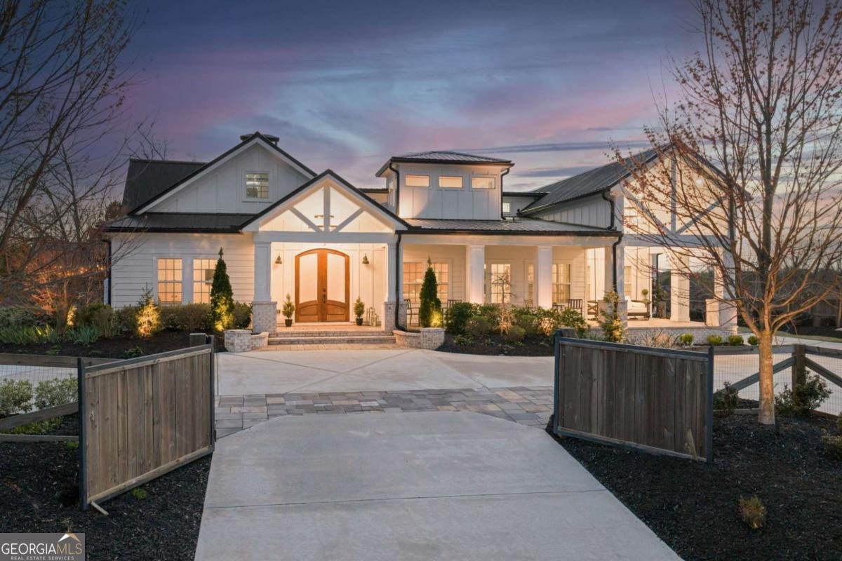 6044 Wade Orr Road Flowery Branch - main photo