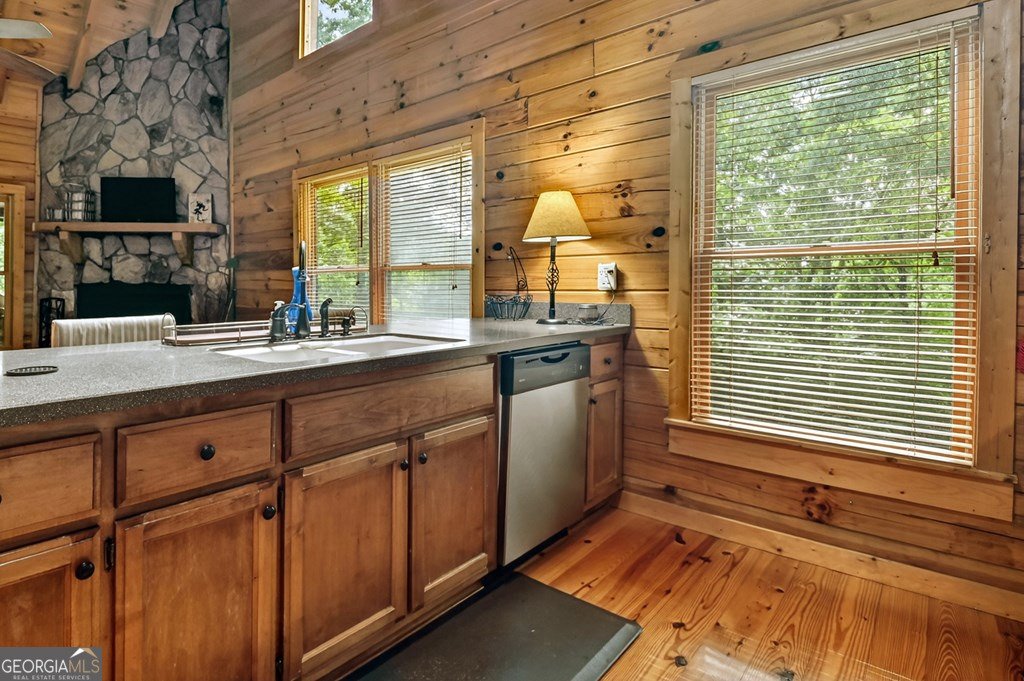 782 Scenic Mountain View Road Blue Ridge - Photo 10