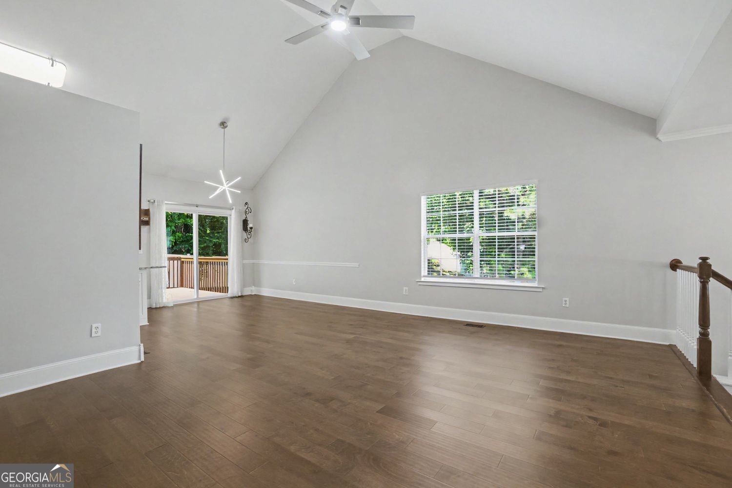 2706 Waymar Drive Marietta - Photo 10
