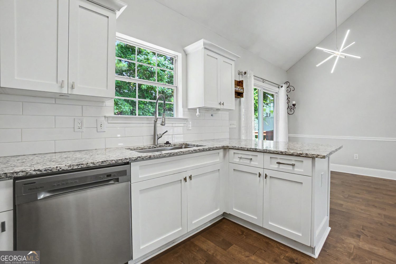 2706 Waymar Drive Marietta - Photo 16