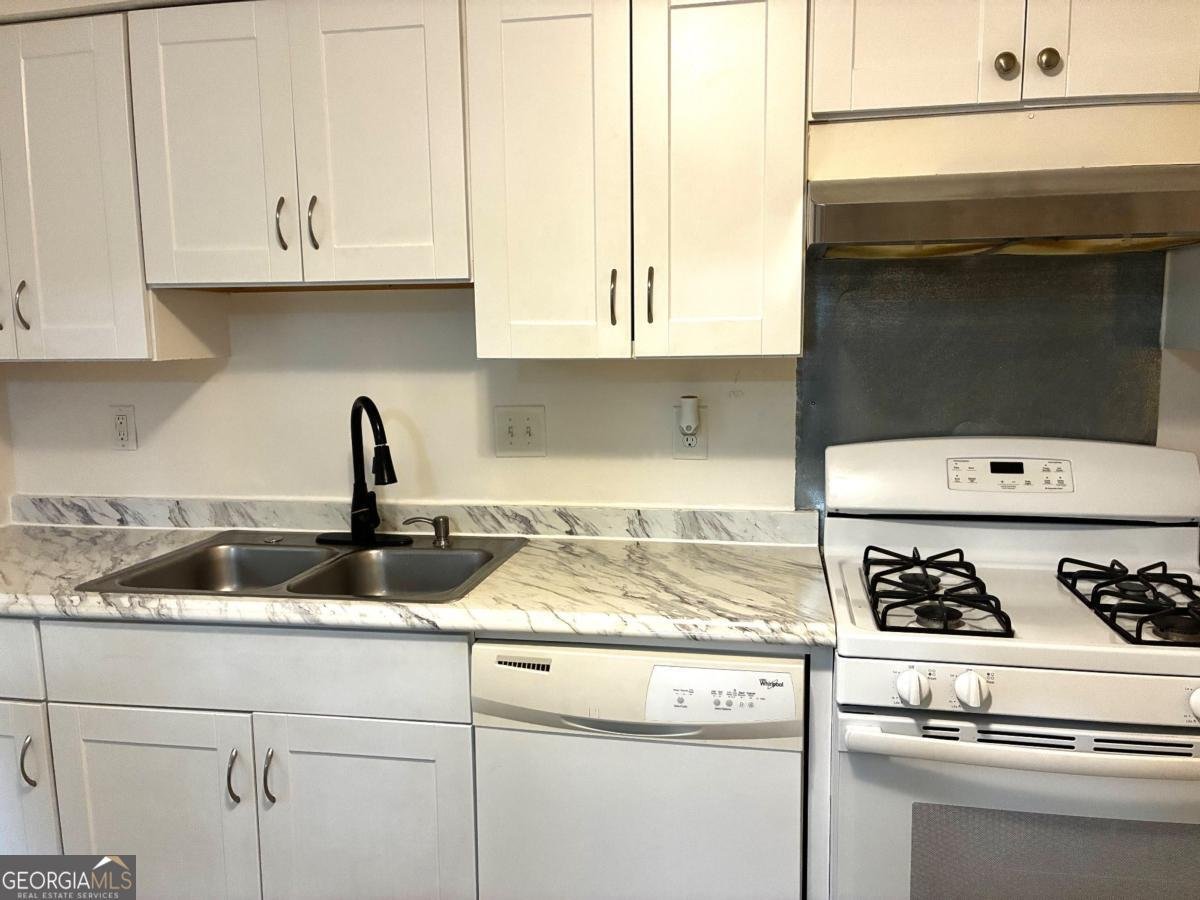 6678 Buckingham Court Norcross - Photo 8