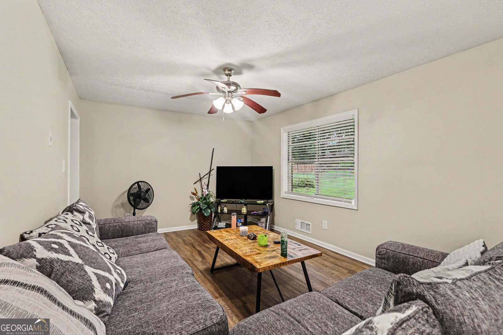 2761 Whisper Court Douglasville - Photo 8