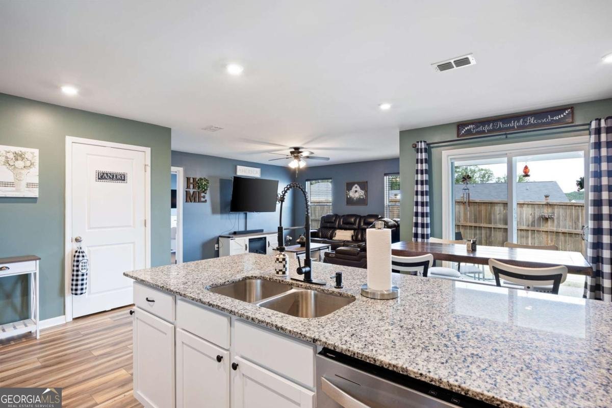 612 Tudor Street Kingston - Photo 6