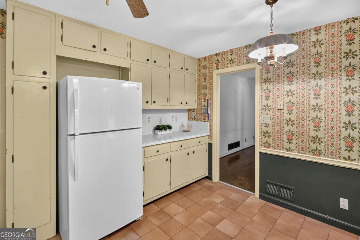 6885 Heathfield Drive Atlanta - Photo 14
