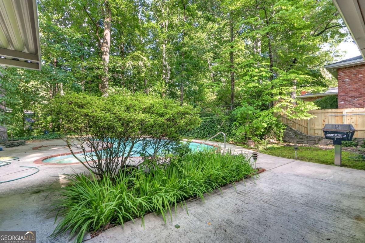6885 Heathfield Drive Atlanta - Photo 40