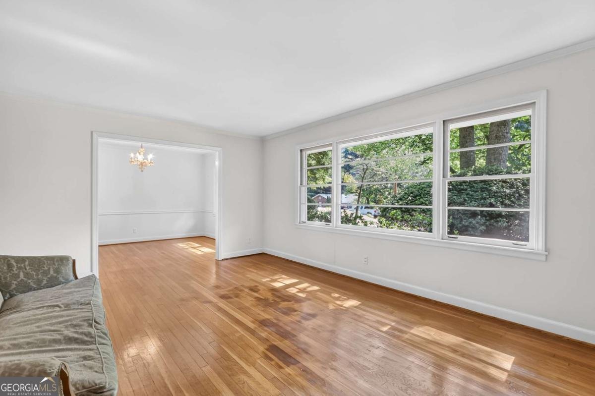6885 Heathfield Drive Atlanta - Photo 6