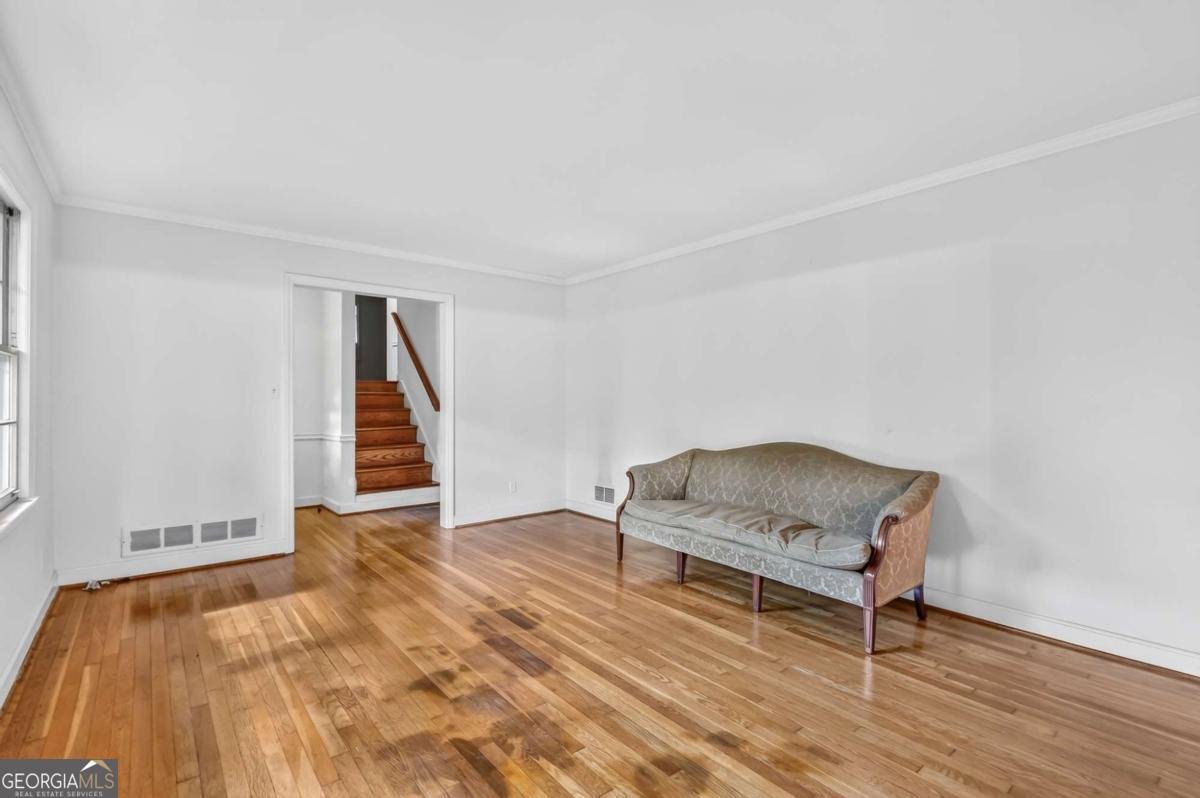 6885 Heathfield Drive Atlanta - Photo 8