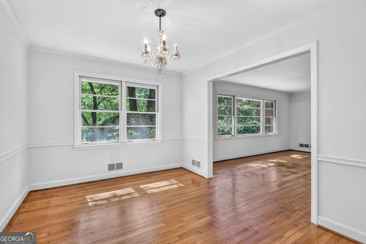 6885 Heathfield Drive Atlanta - Photo 9