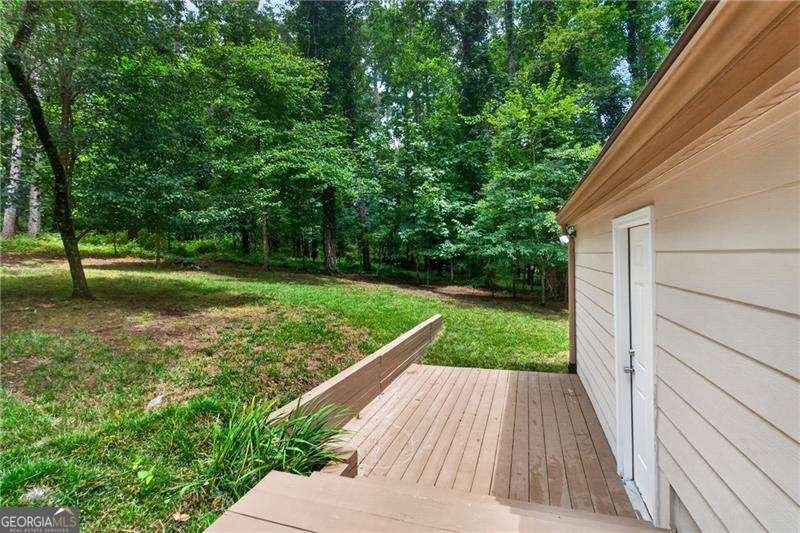 208 Nacoochee Drive Woodstock - Photo 34