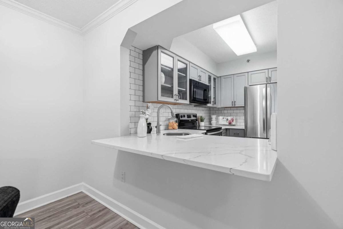 2870 Pharr Court South Atlanta - Photo 6