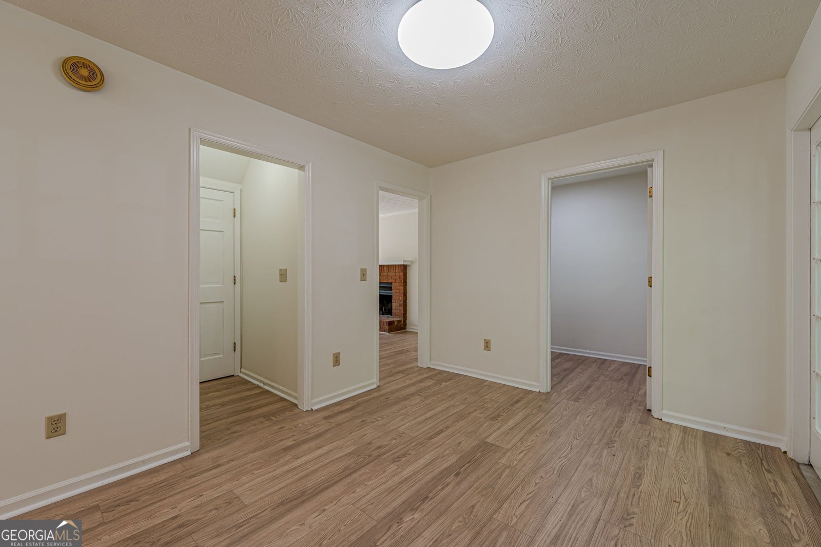 2424 Tammeron Drive Marietta - Photo 11