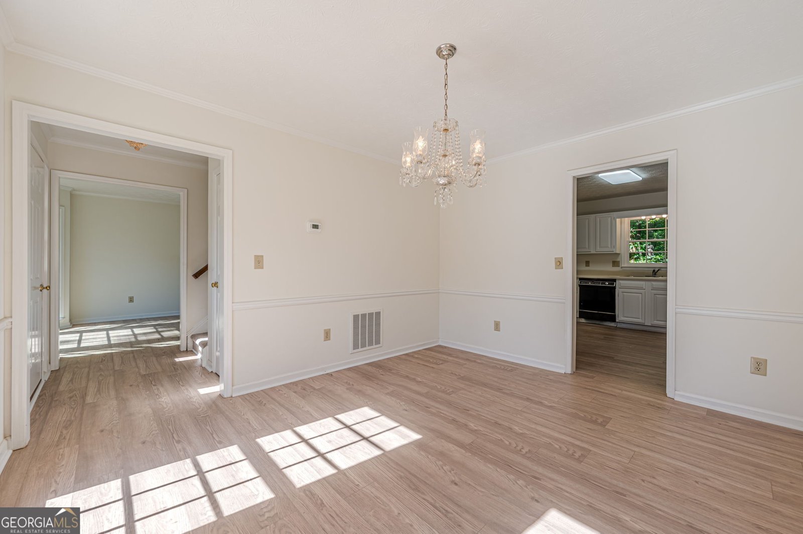 2424 Tammeron Drive Marietta - Photo 6