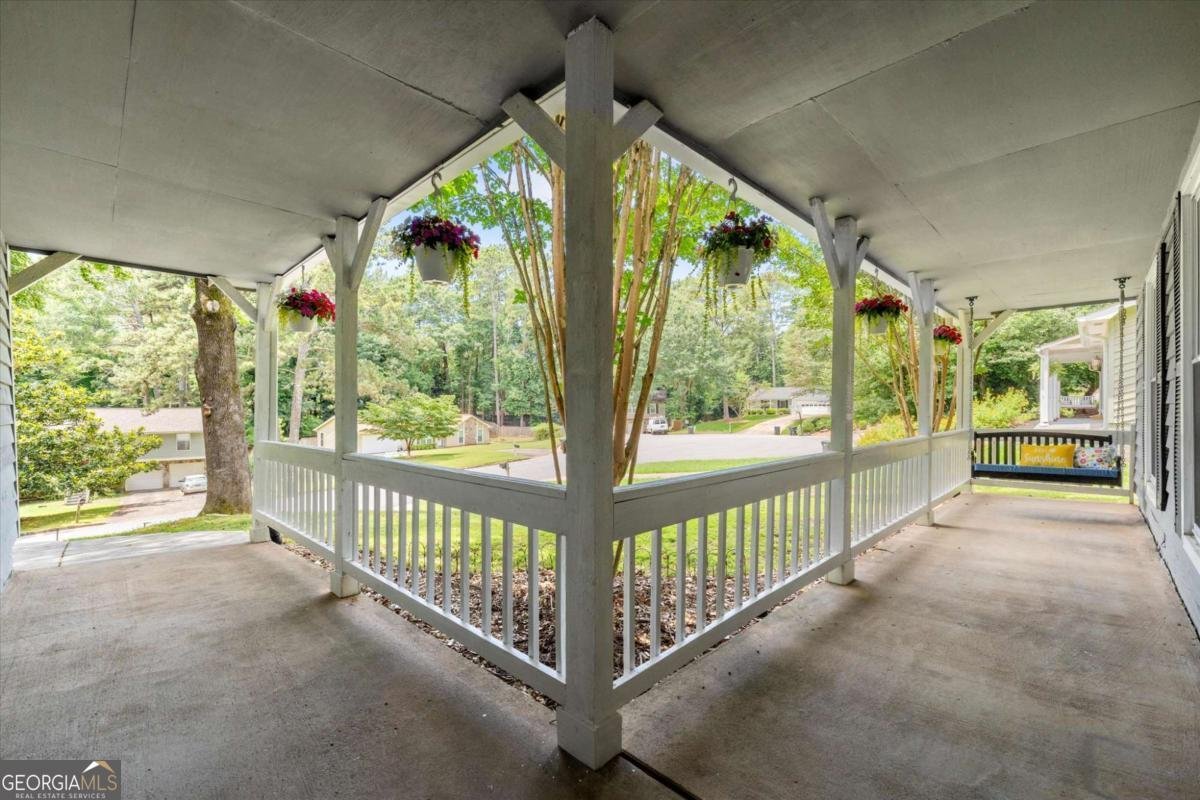 745 Waterbrook Terrace Roswell - Photo 12
