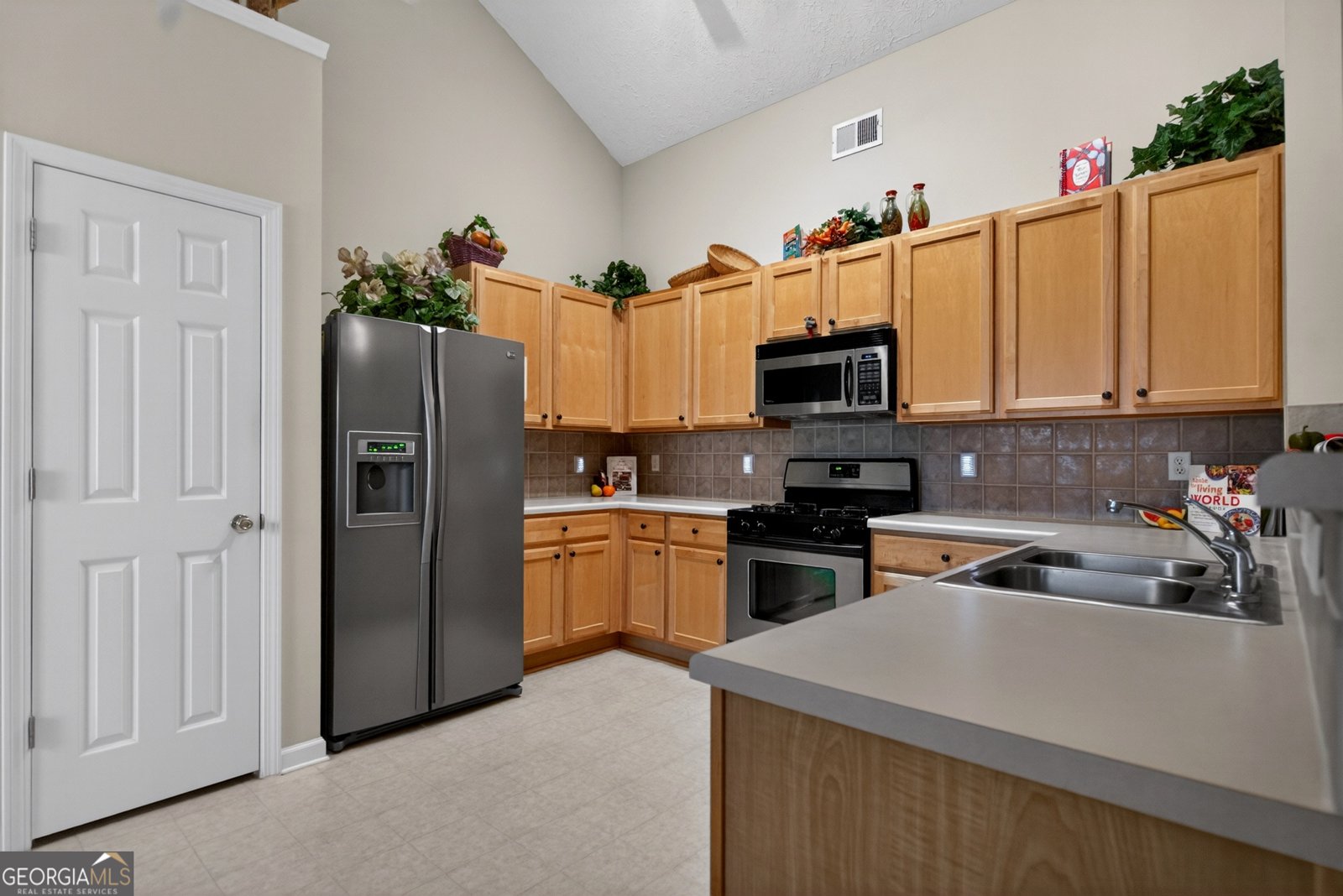 5 Honeysuckle Lane Fairburn - Photo 18