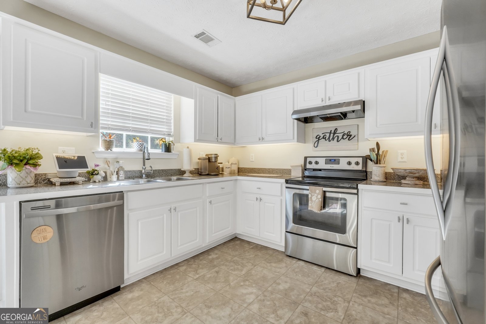 571 Brewer Drive Locust Grove - Photo 10