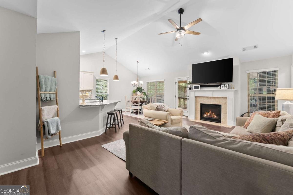 4949 Whisper Creek Court Gainesville - Photo 11