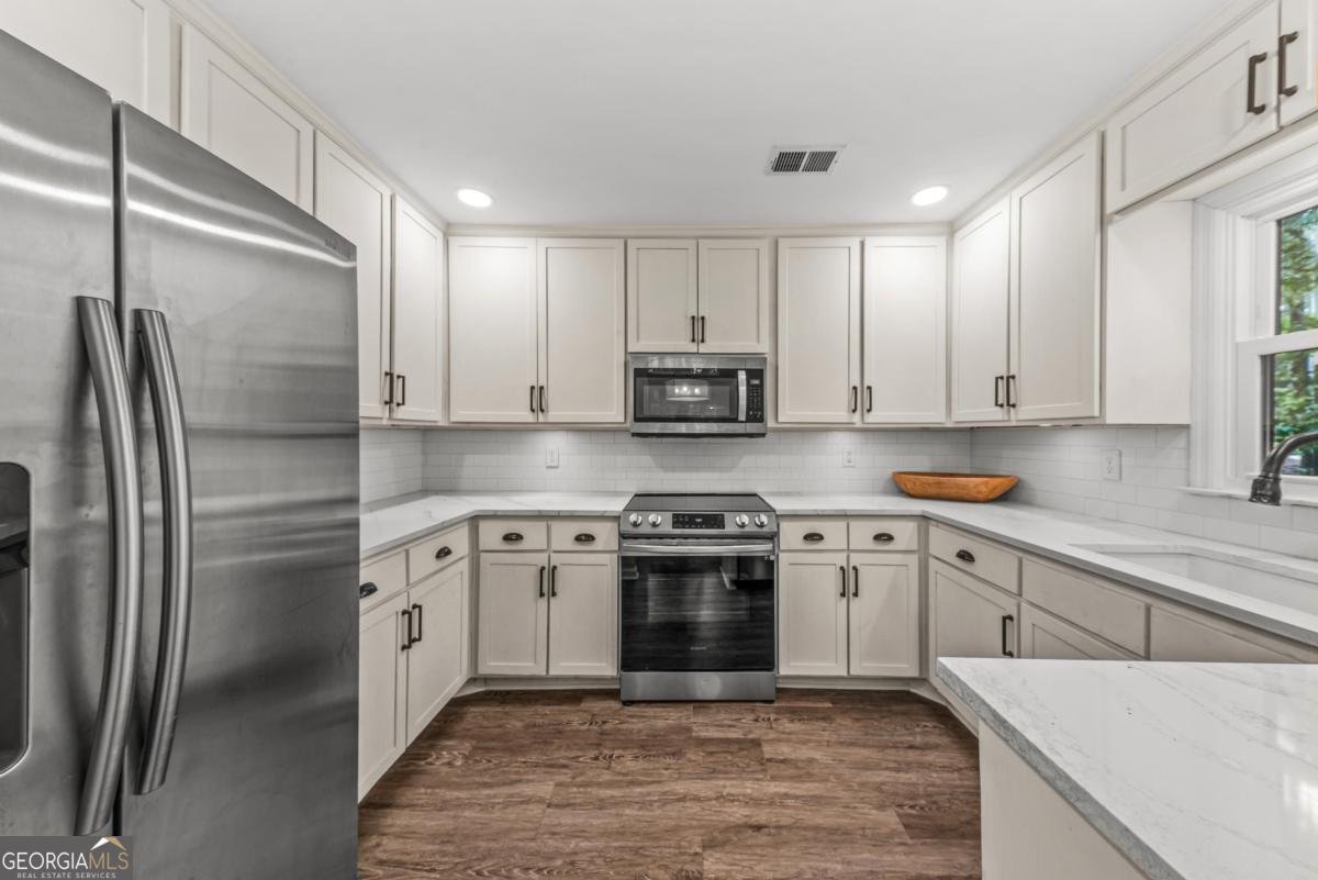 1110 Cosby Circle Greensboro - Photo 20