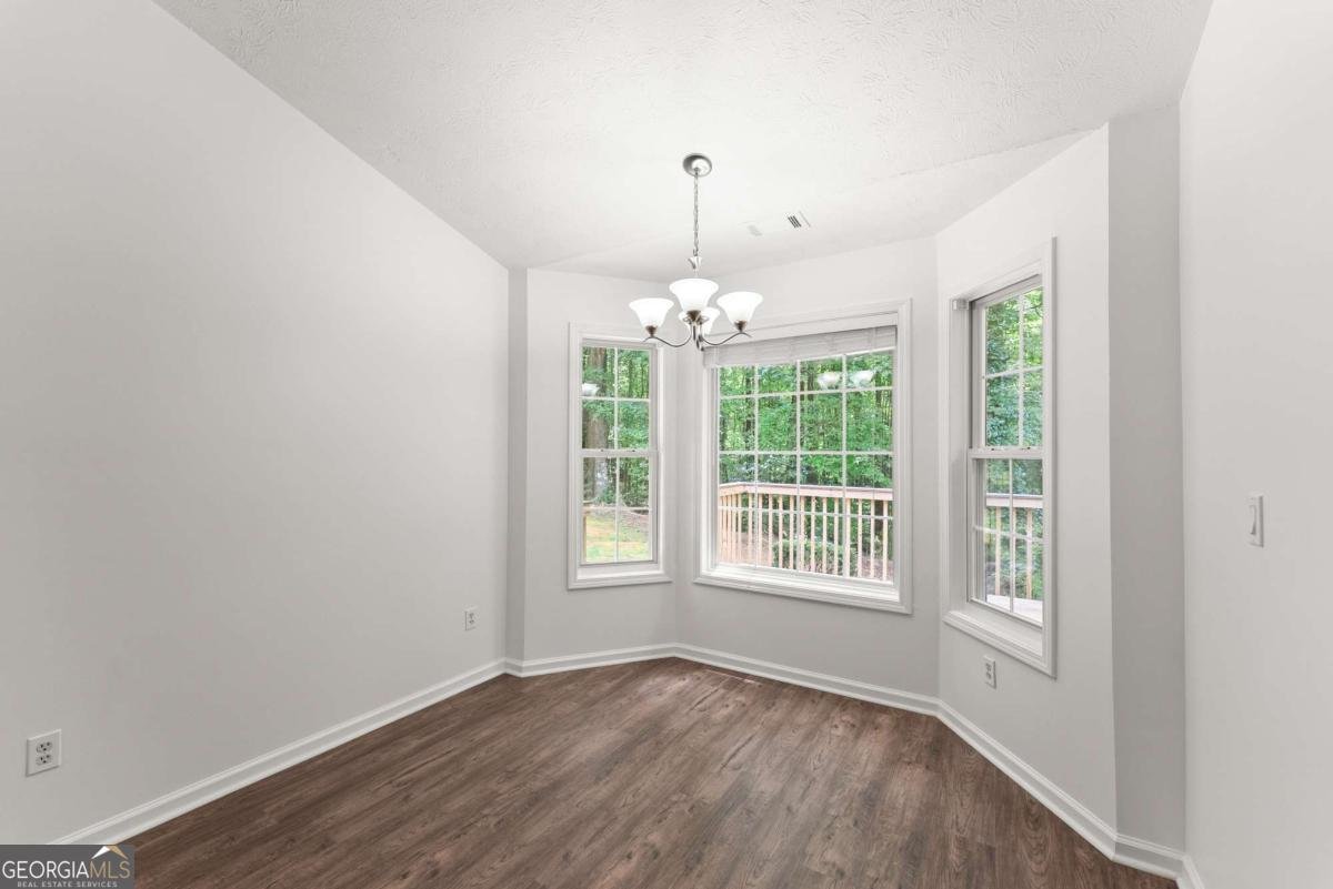 6000 Devonshire Drive Flowery Branch - Photo 10
