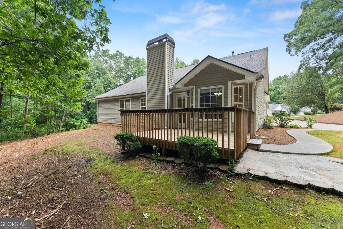 6000 Devonshire Drive Flowery Branch - Photo 38
