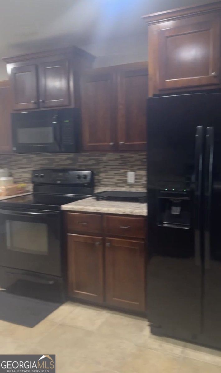 245 Stonebrook Way Statesboro - main photo