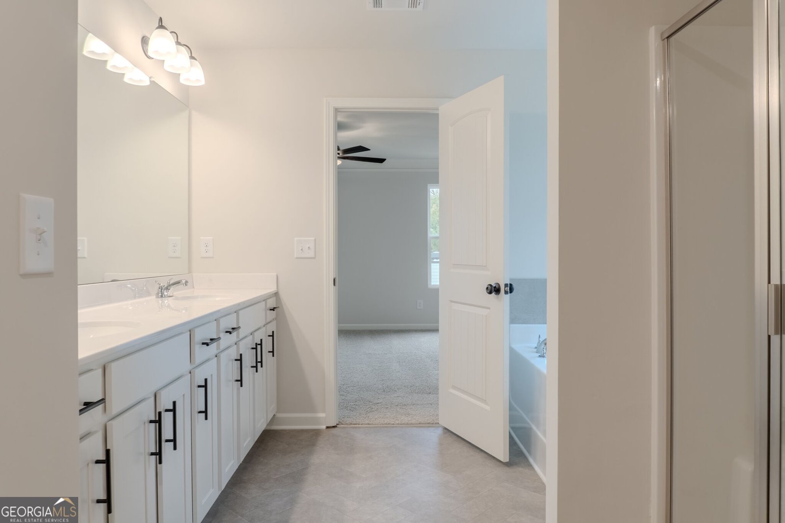 135 FAIRWINDS Drive Covington - Photo 33