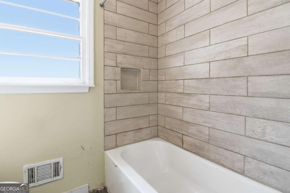 6735 Marlborough Circle Atlanta - Photo 17