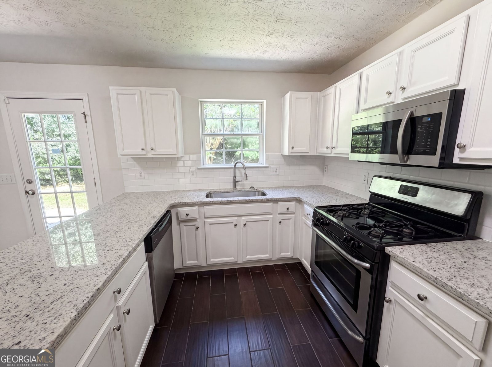 3582 Coveside Court Loganville - Photo 10