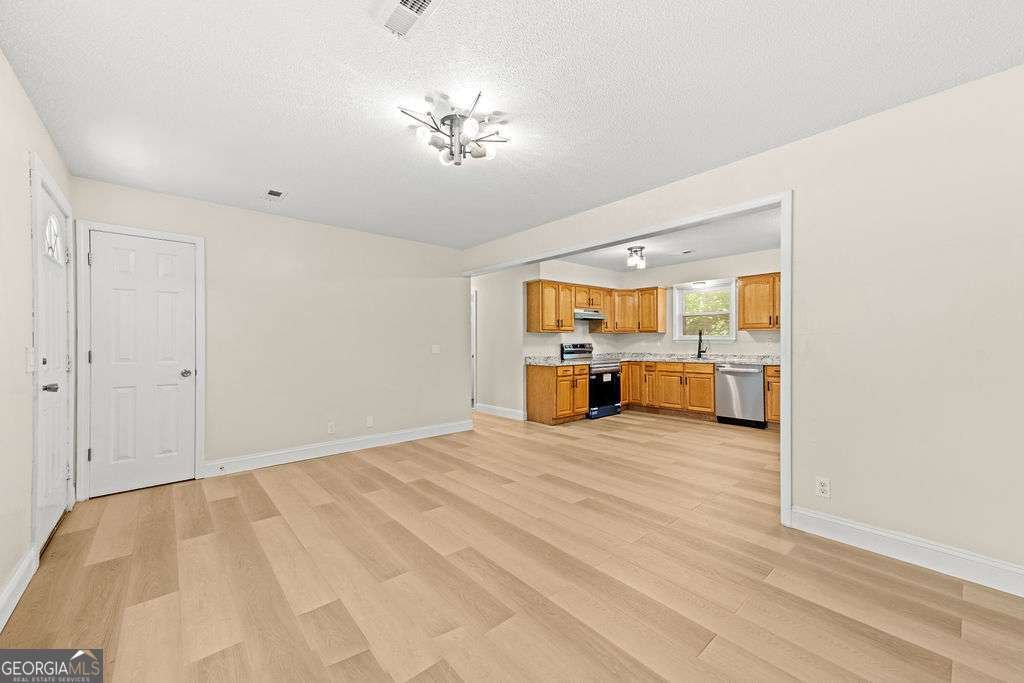 106 Park Street Chickamauga - Photo 6