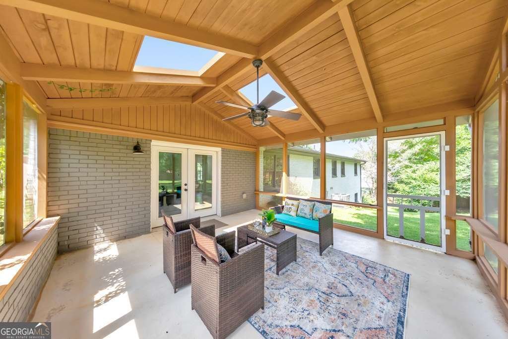 2160 Groover Road Marietta - Photo 18