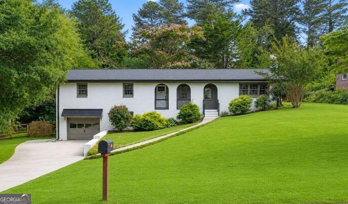 2160 Groover Road Marietta - Photo 9